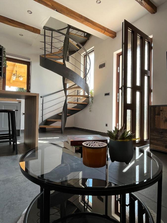 Apartman Sara S Pogledom Na More Lovran Εξωτερικό φωτογραφία