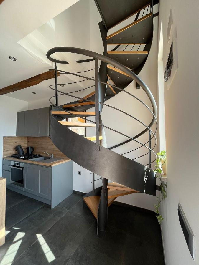 Apartman Sara S Pogledom Na More Lovran Εξωτερικό φωτογραφία